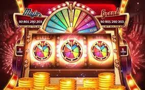Tampilan permainan slot dan meja dealer langsung di kyototo
